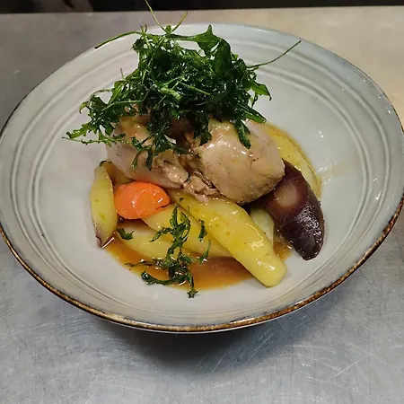 Le Patio בית הארחה גריניאן