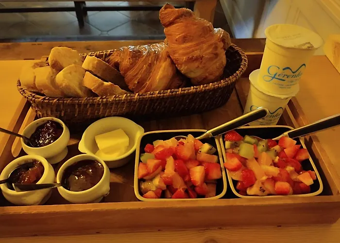 Konukevi Le Patio 4*